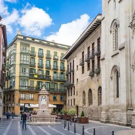 Calida Descubre La Ciudad شقة *